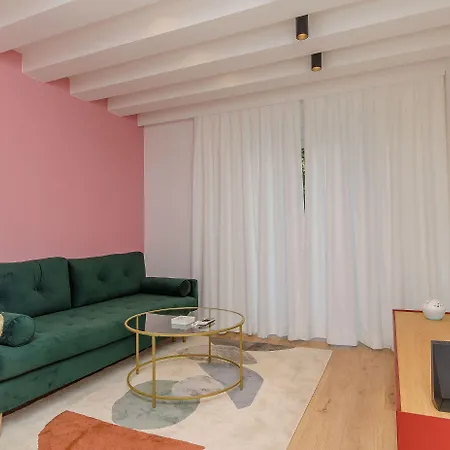 Evala Appartement *